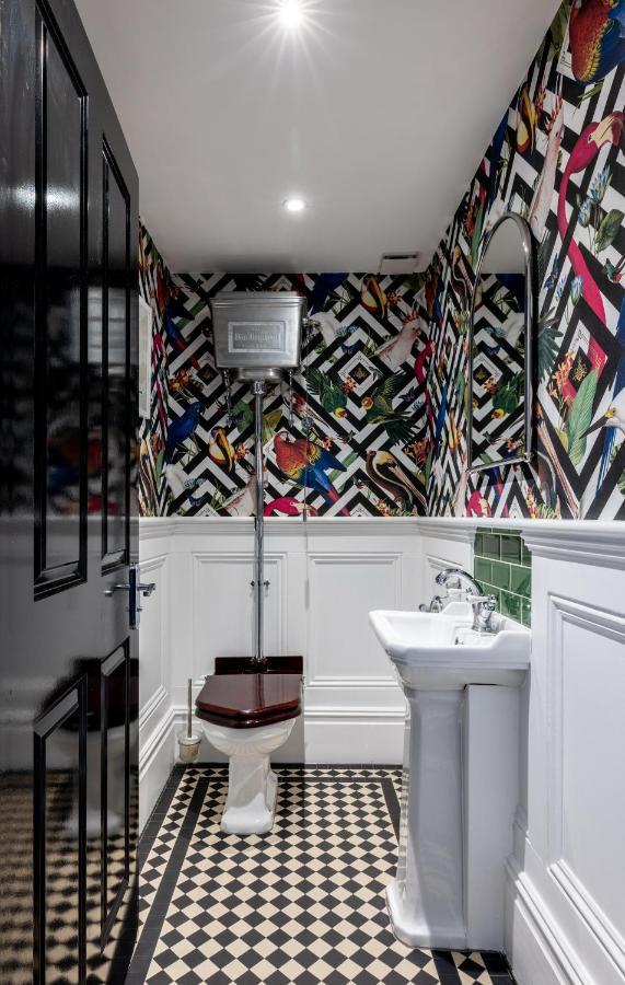 Villa Dream House London With Gym, Cinema And Housekeeper à Ealing Extérieur photo