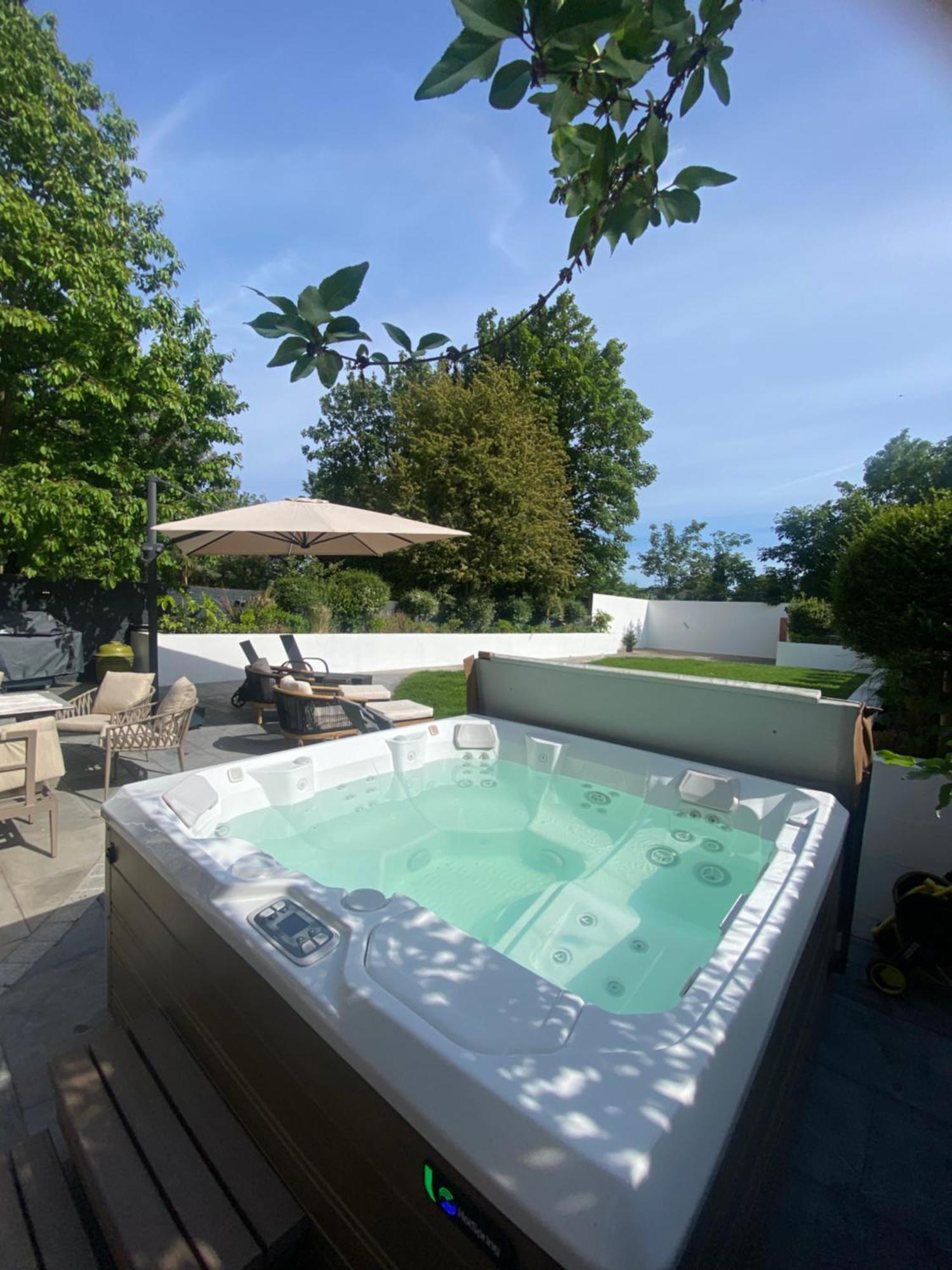 Villa Dream House London With Gym, Cinema And Housekeeper à Ealing Extérieur photo